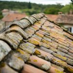 Le couvreur Rennes, votre partenaire pour des toitures impeccables